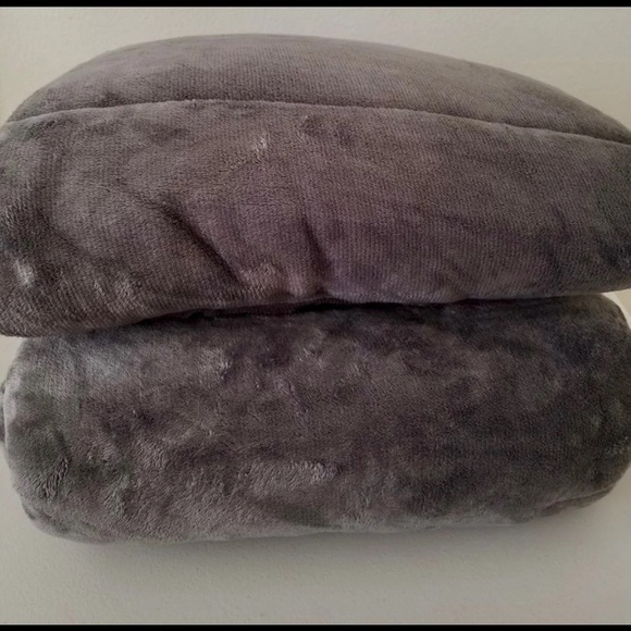 King Size Grey Ultra Soft Plush Blanket Set 3 Pc - Picture 3 of 6
